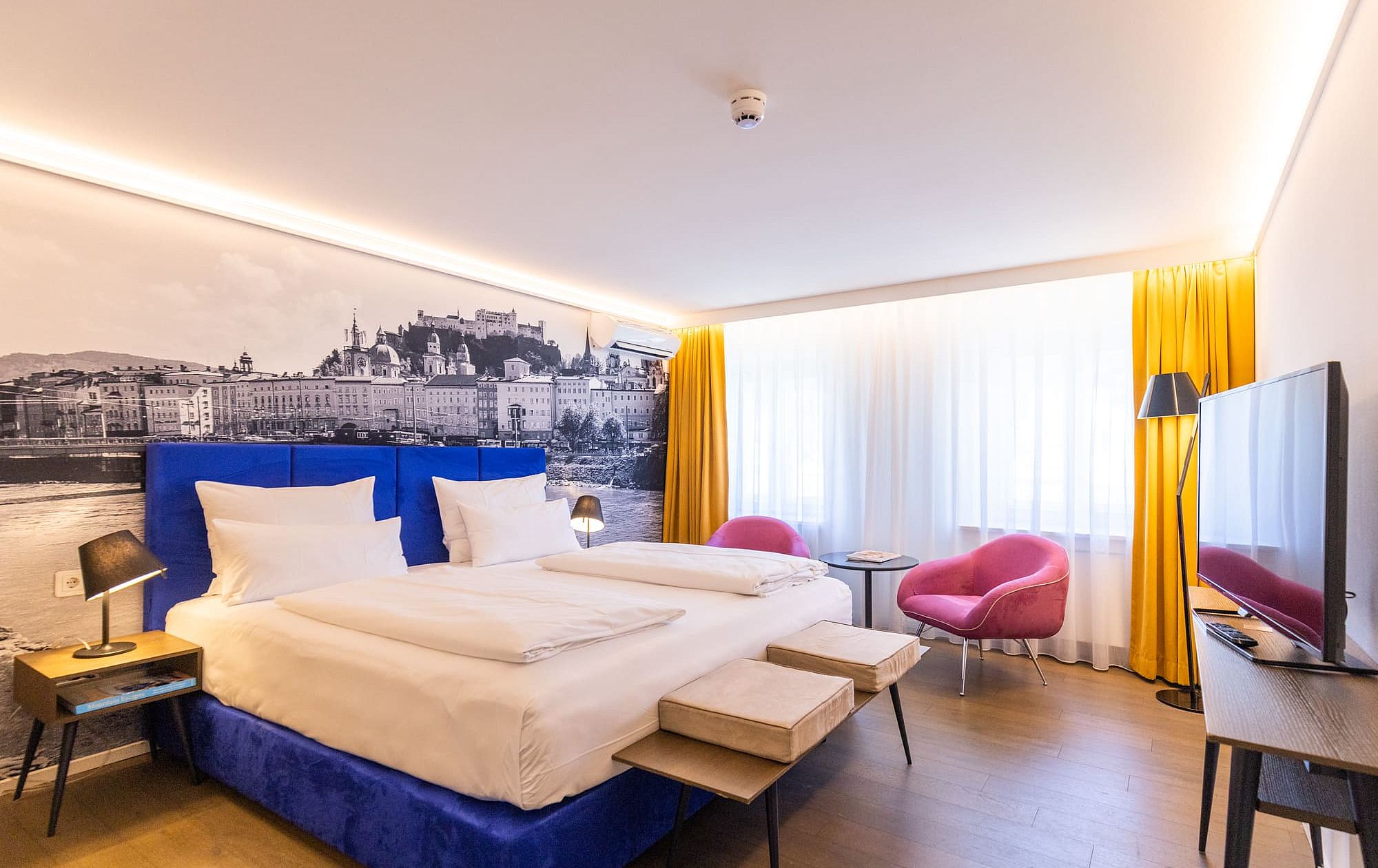 Stilvoll eingerichtete Junior Suite im Hotel Stein im Salzburger Zentrum